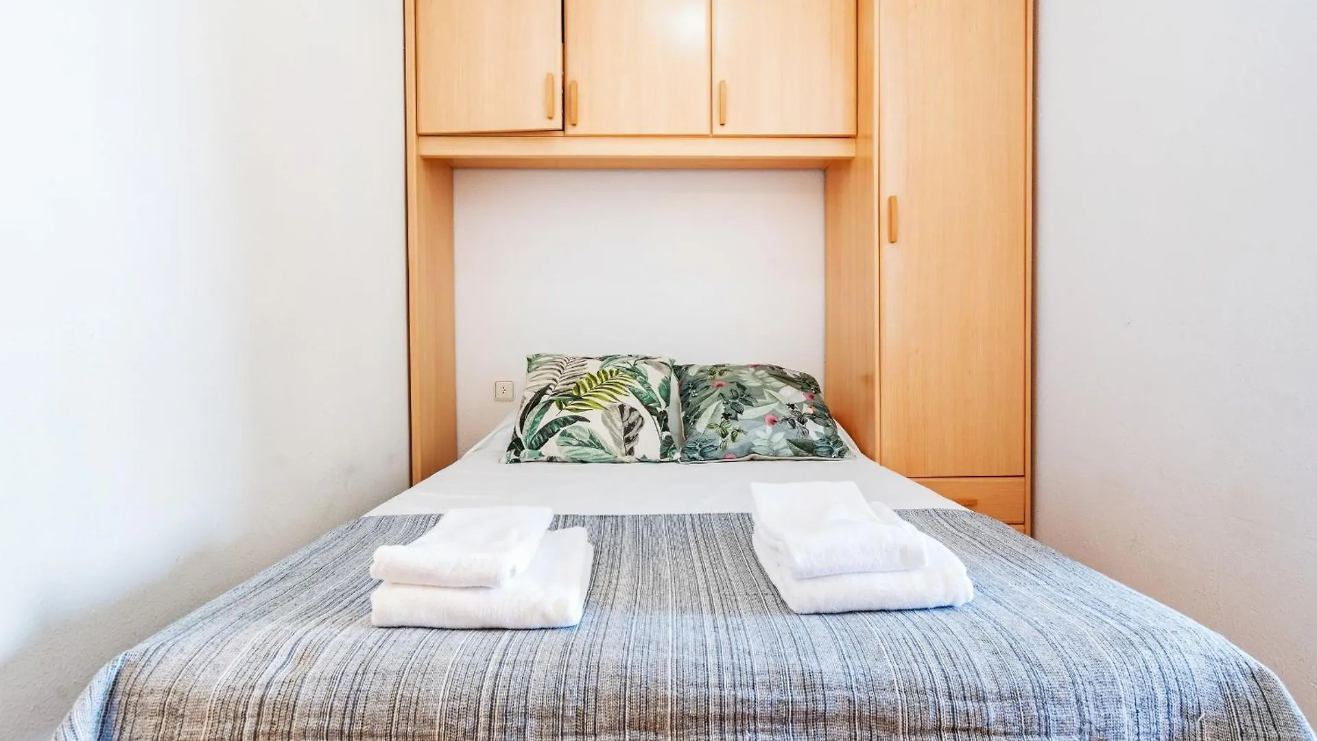 Apartment Welcs Estudio 082 Emp Frente Del Mar Empuriabrava Spain